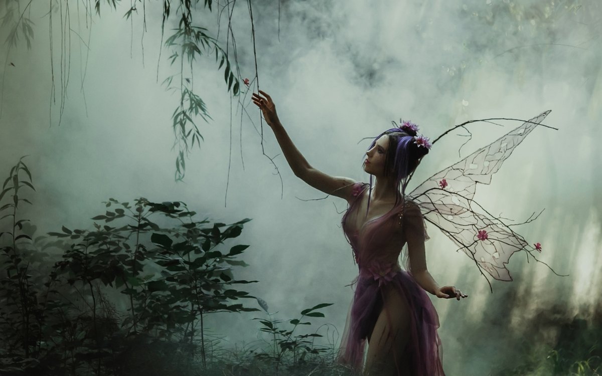 18 Enchanting Fairy Nails That Will Add a Touch of Magic to Your Look